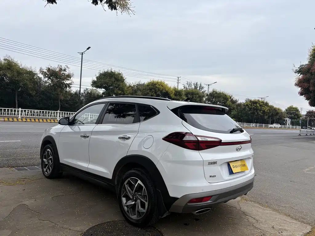 Hyundai Tucson — фото 3
