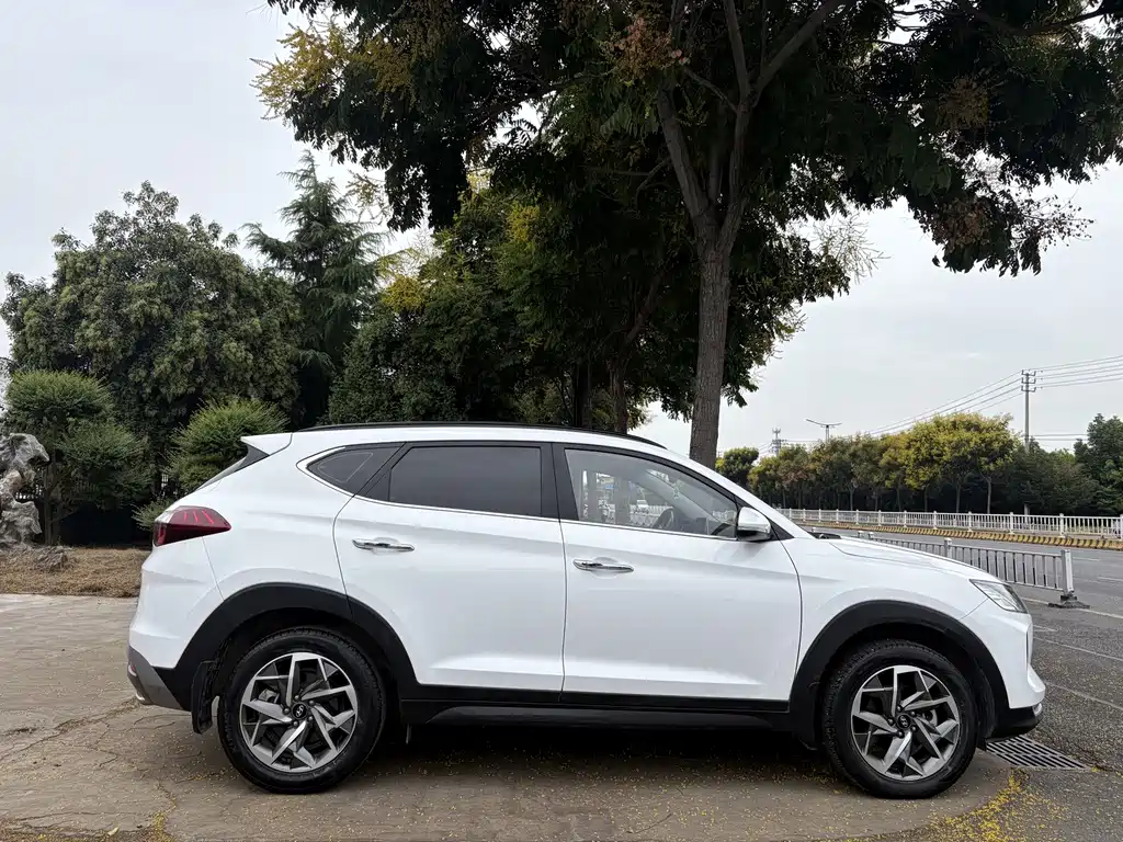 Hyundai Tucson — фото 6