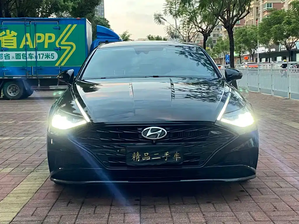 Hyundai Sonata — фото 2
