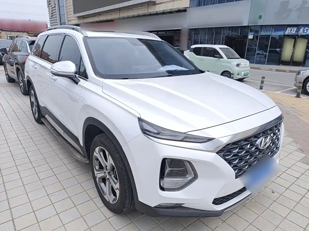 Hyundai Santa Fe — фото 4