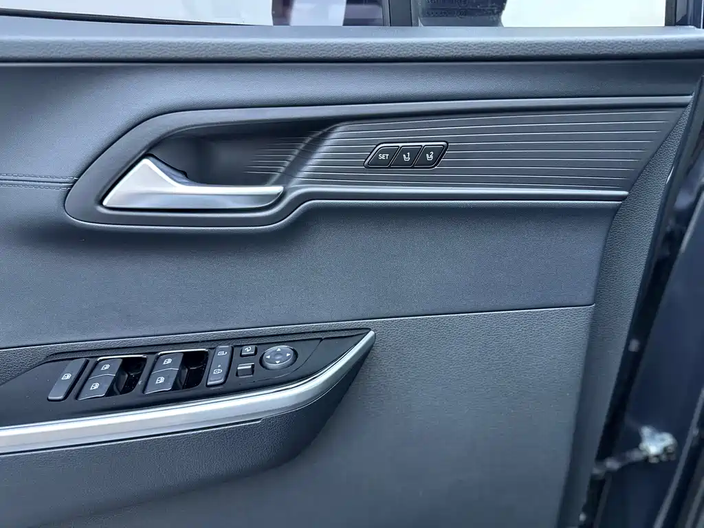 Hyundai Custo — фото 13
