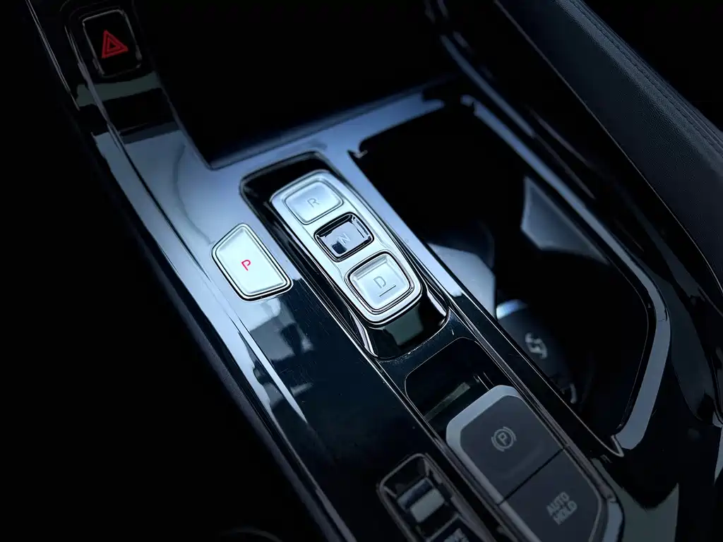 Hyundai Custo — фото 18
