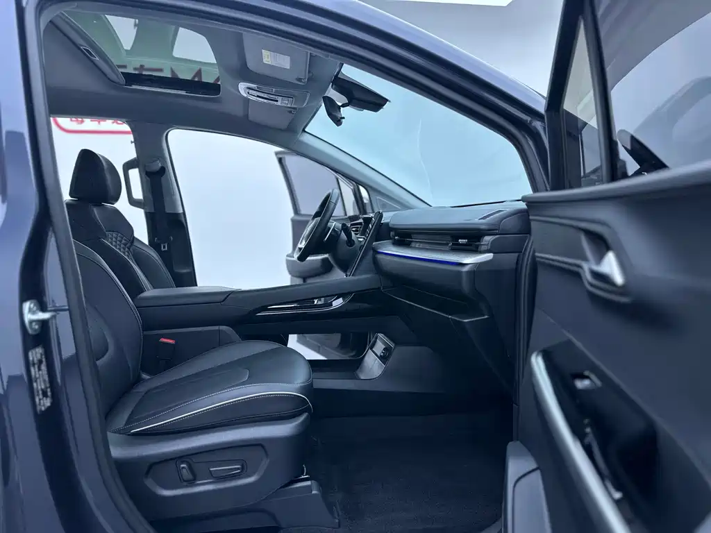Hyundai Custo — фото 19