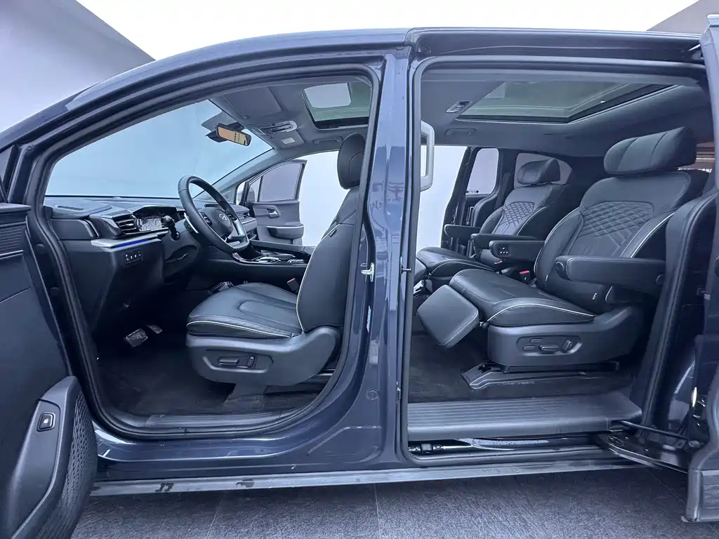 Hyundai Custo — фото 22