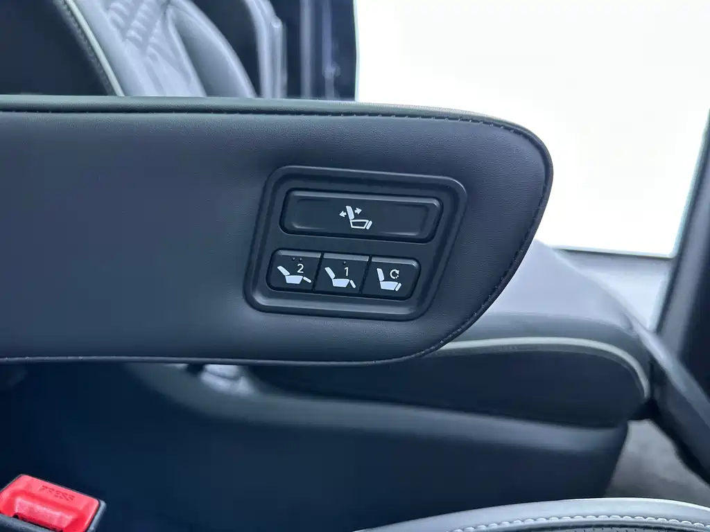 Hyundai Custo — фото 26