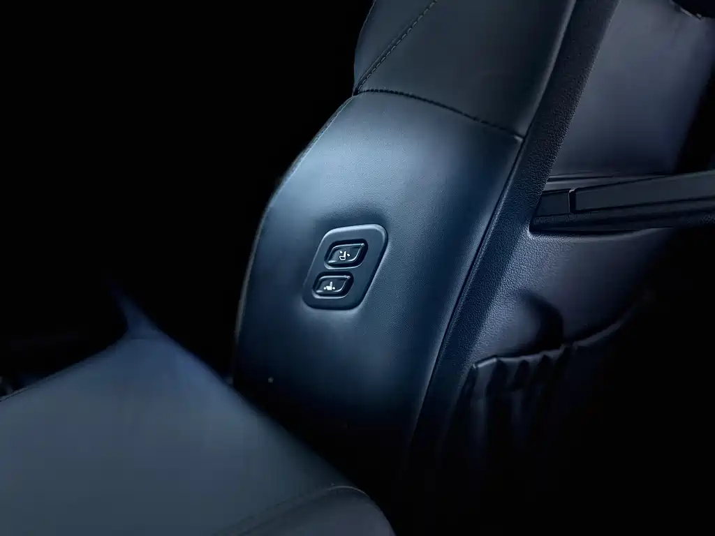 Hyundai Custo — фото 27