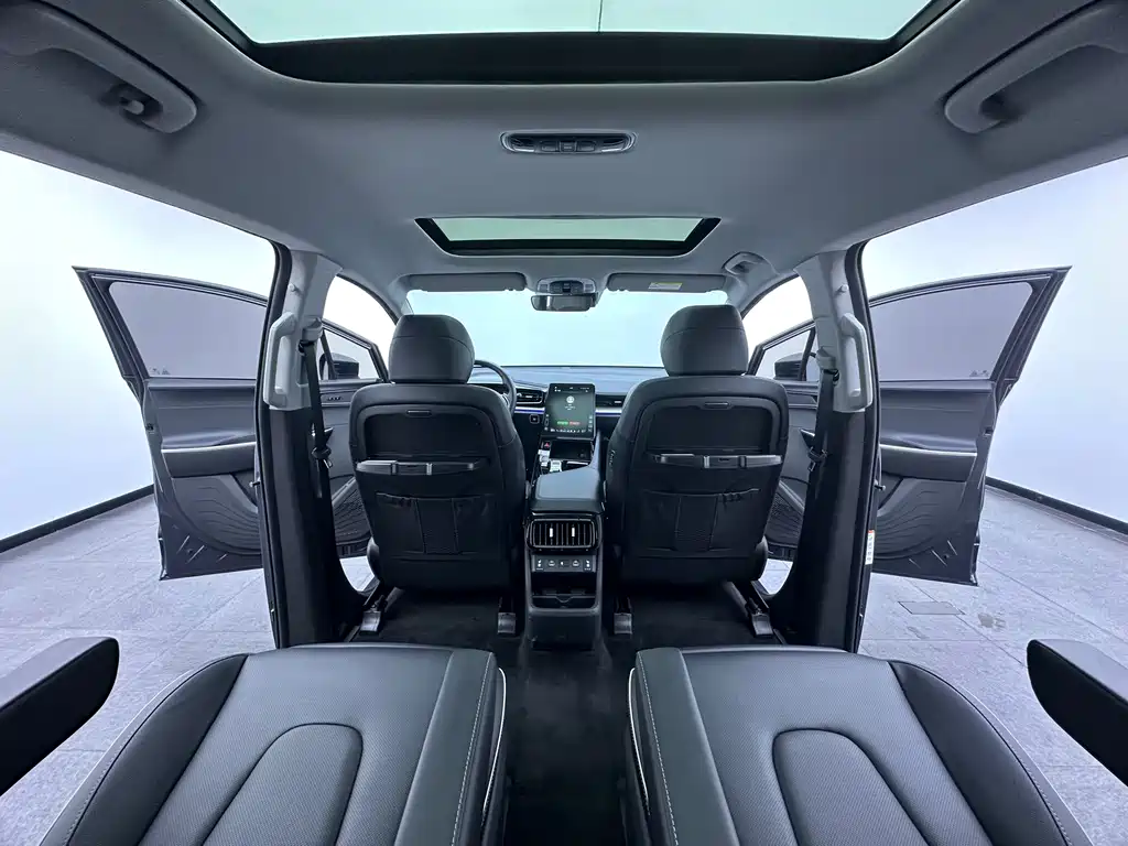 Hyundai Custo — фото 29