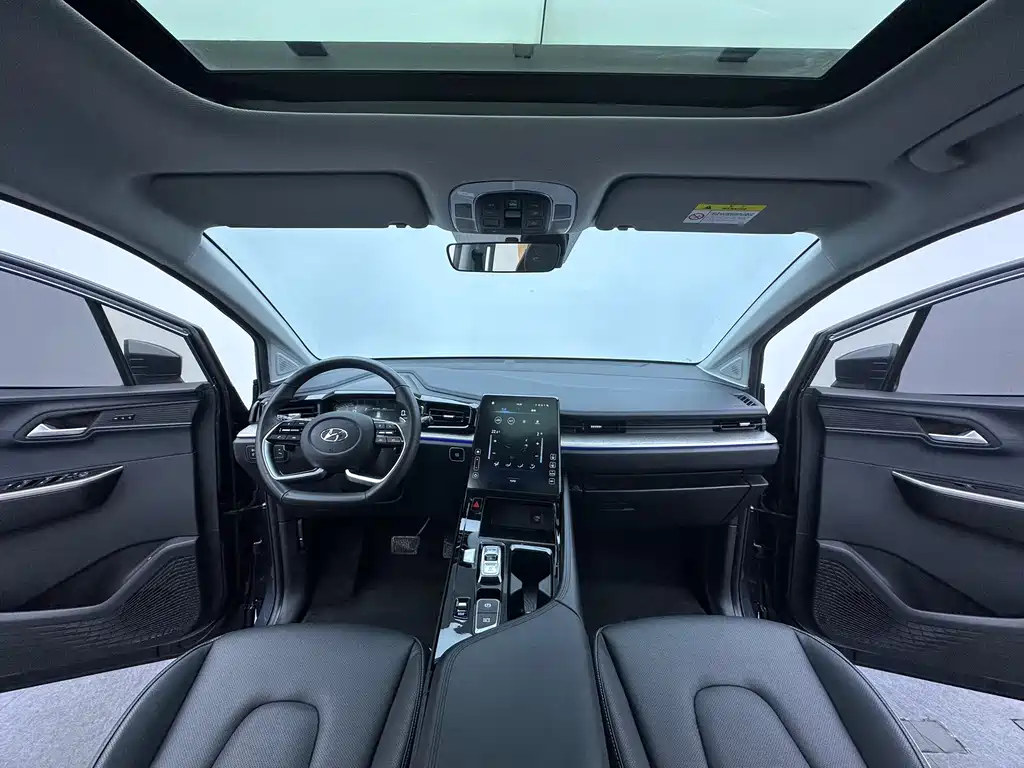 Hyundai Custo — фото 10