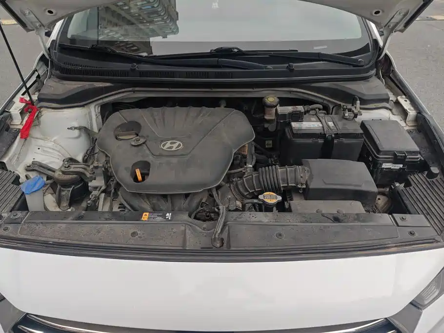 Hyundai Verna — фото 10