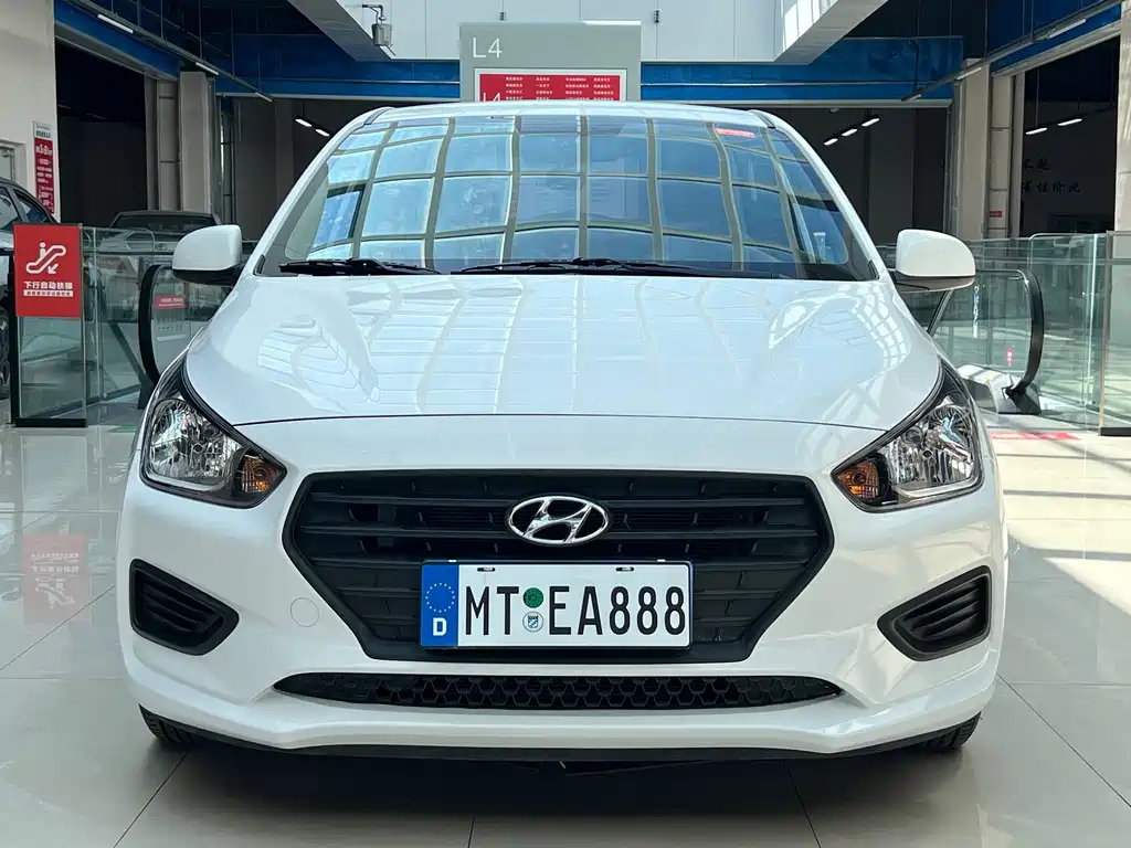 Hyundai Verna — фото 2