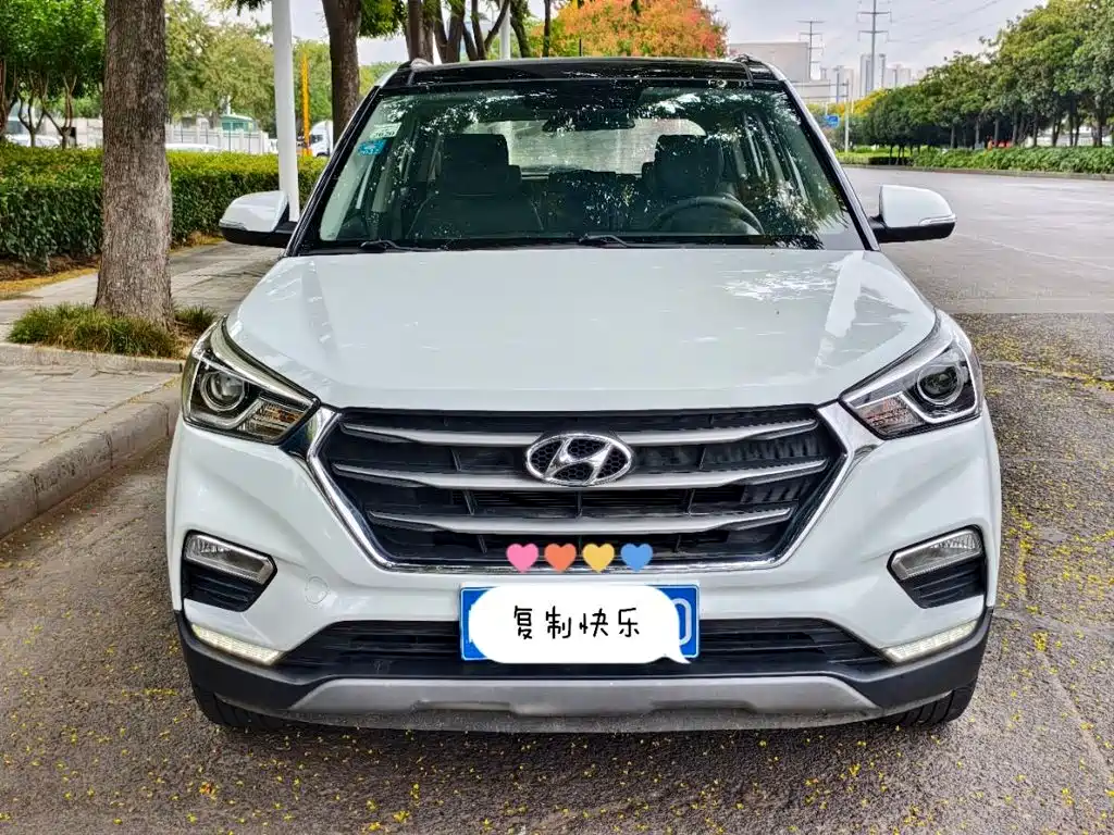Hyundai ix25 — фото 2