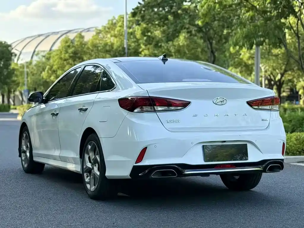 Hyundai Sonata — фото 7