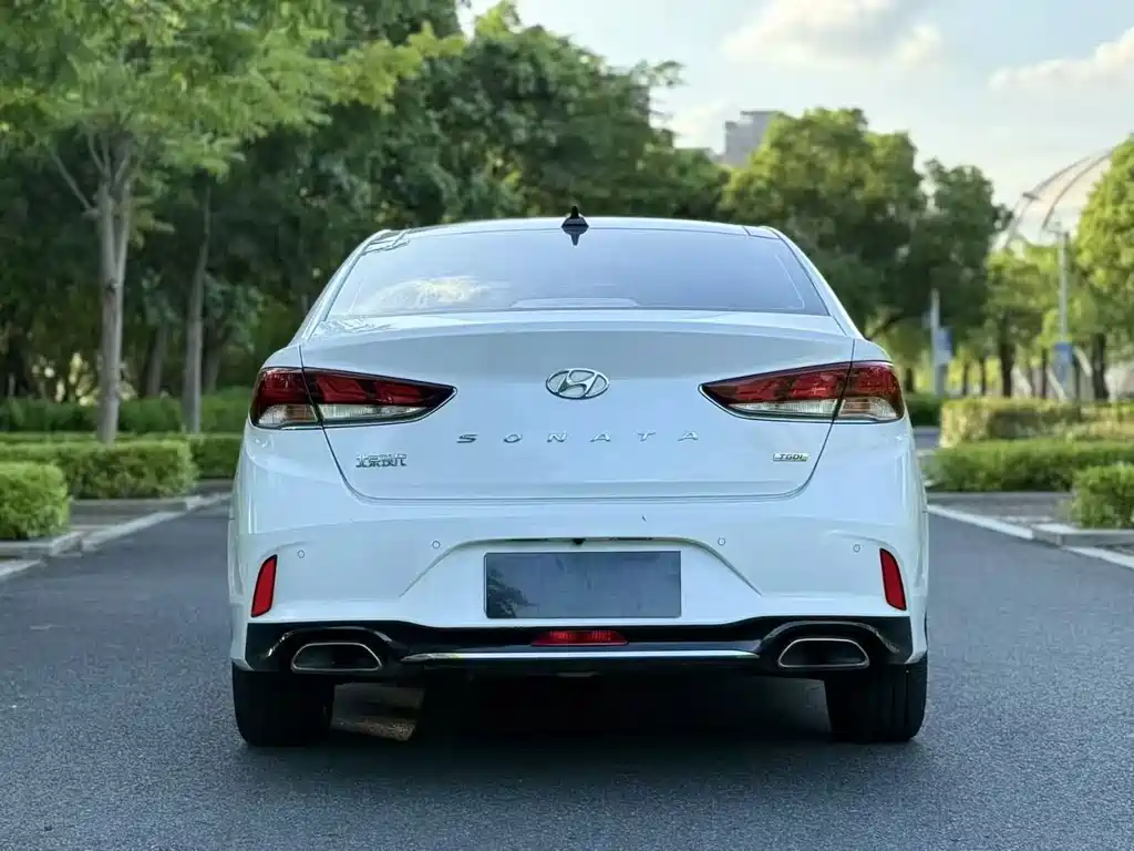Hyundai Sonata — фото 8