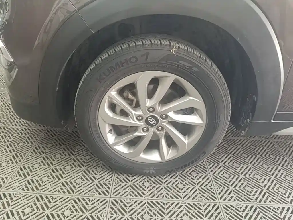 Hyundai Tucson — фото 23