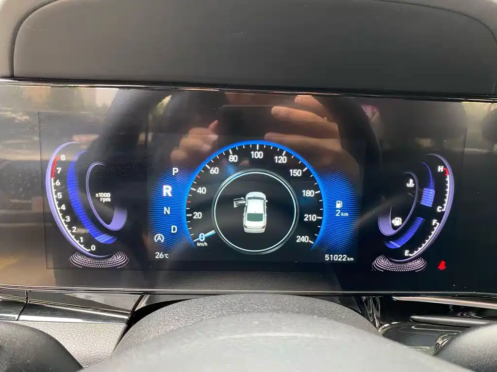 Hyundai Mistra — фото 14
