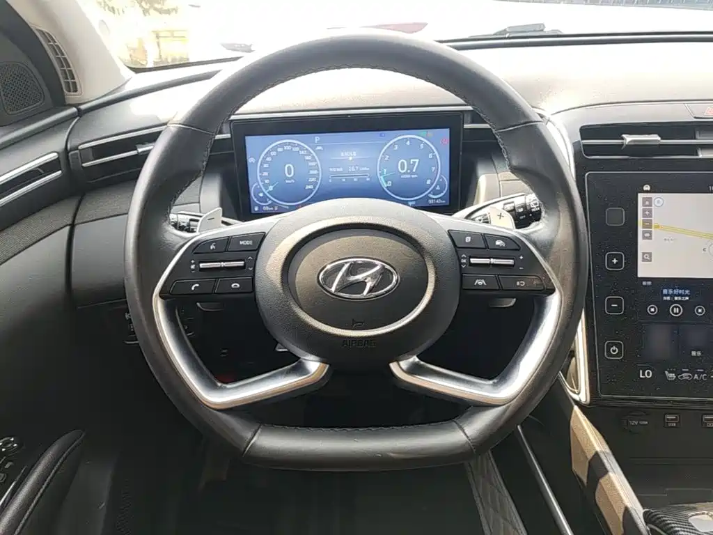 Hyundai Tucson — фото 11
