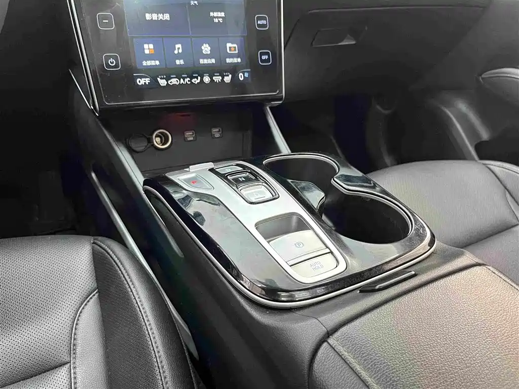 Hyundai Tucson — фото 9