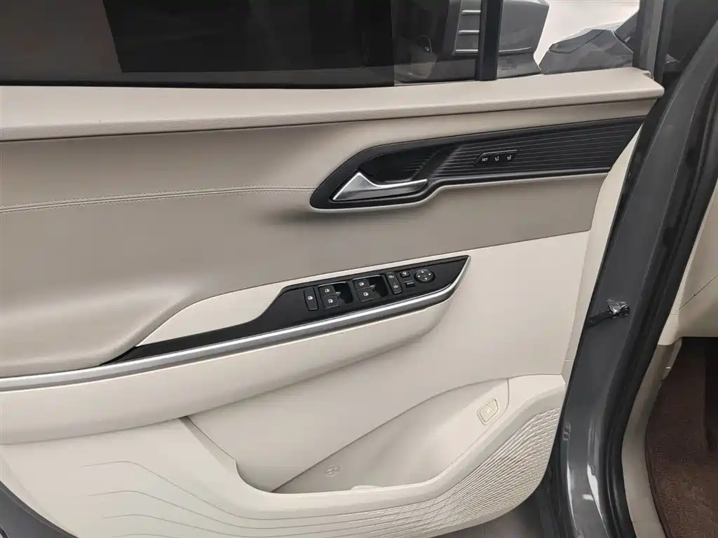 Hyundai Custo — фото 6