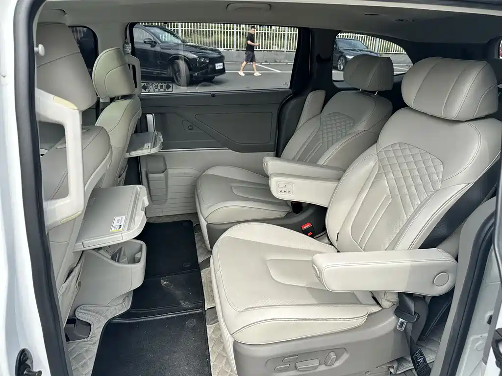 Hyundai Custo — фото 15