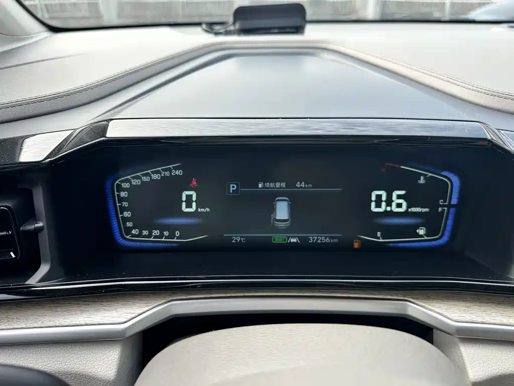 Hyundai Custo — фото 21