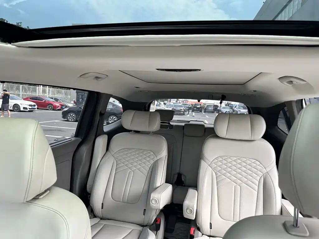 Hyundai Custo — фото 22