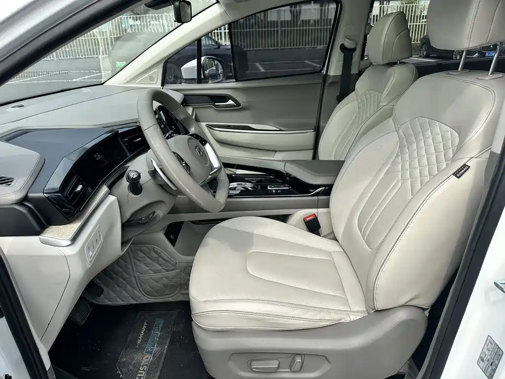 Hyundai Custo — фото 6