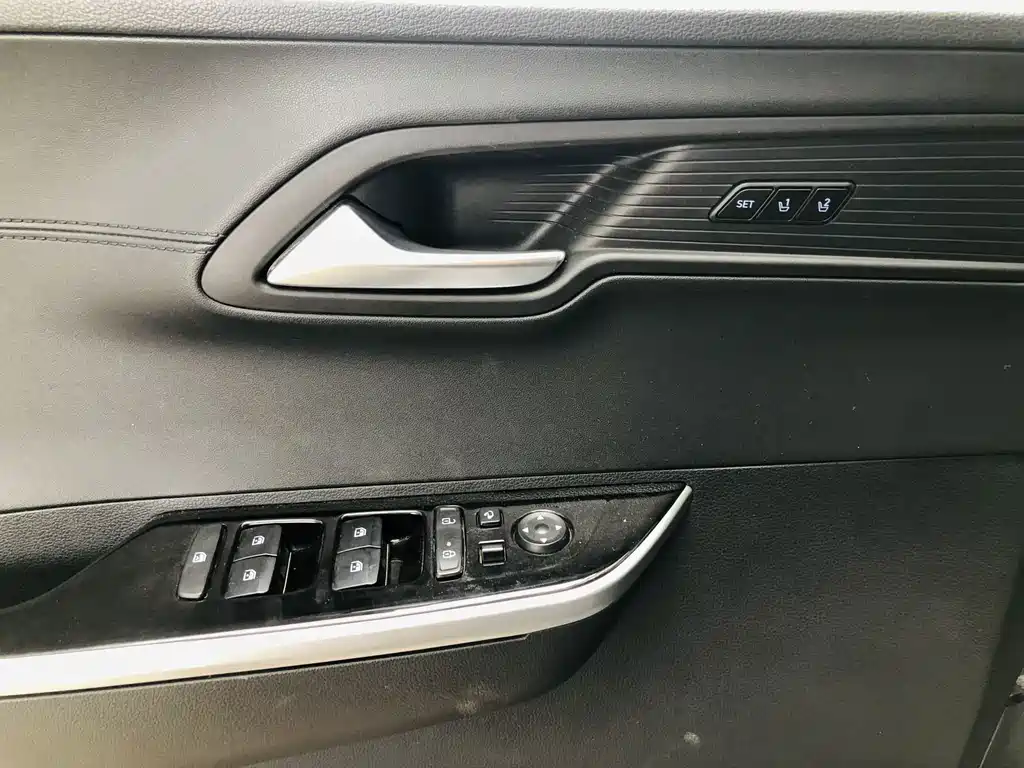 Hyundai Custo — фото 19