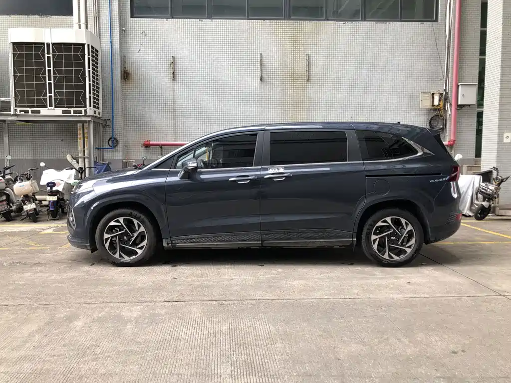 Hyundai Custo — фото 8