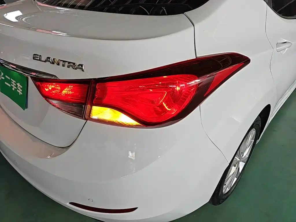 Hyundai Elantra Langdong — фото 8