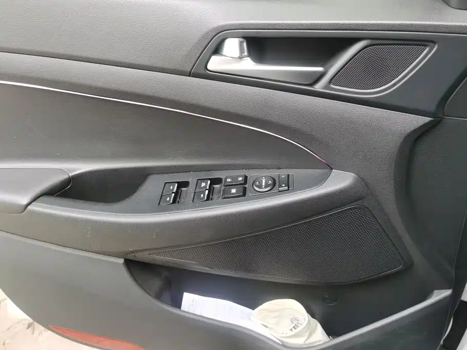 Hyundai Tucson — фото 7