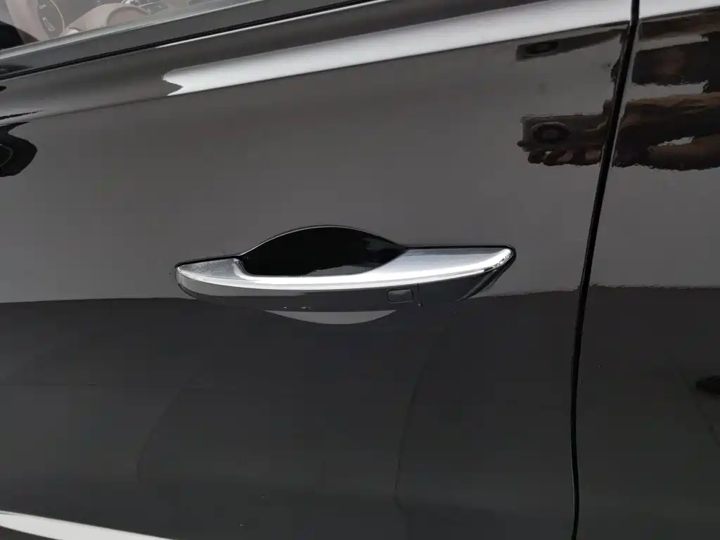 Hyundai Mistra — фото 18
