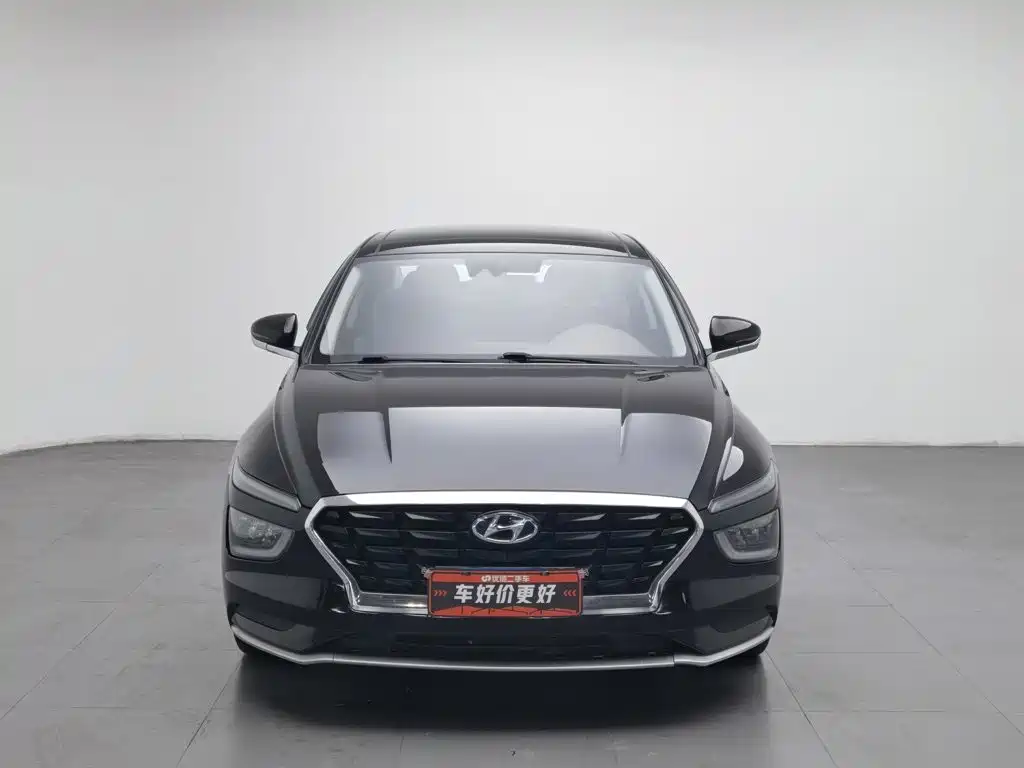 Hyundai Mistra — фото 3