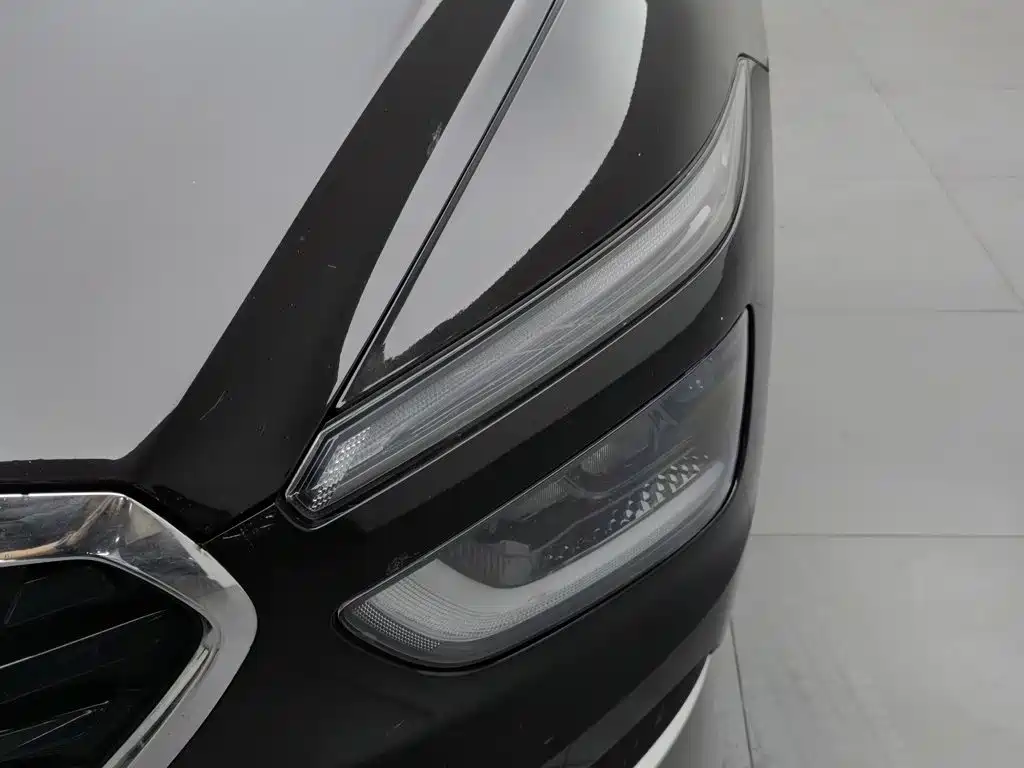 Hyundai Mistra — фото 7