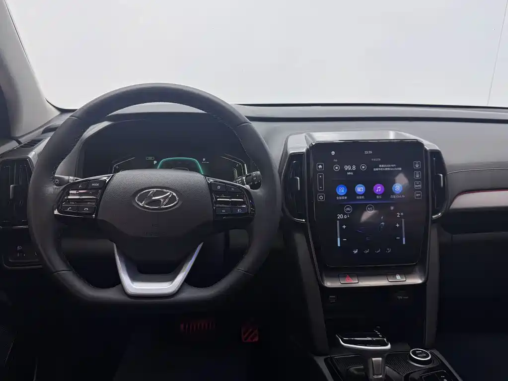Hyundai ix35 — фото 15
