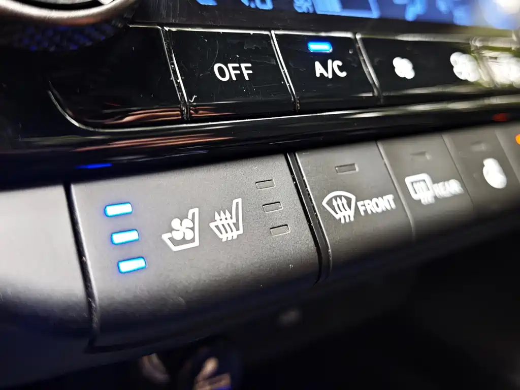 Hyundai Elantra N — фото 30