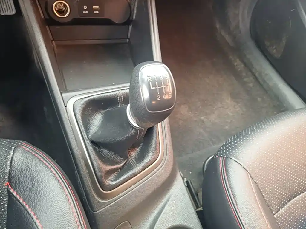 Hyundai Verna — фото 14