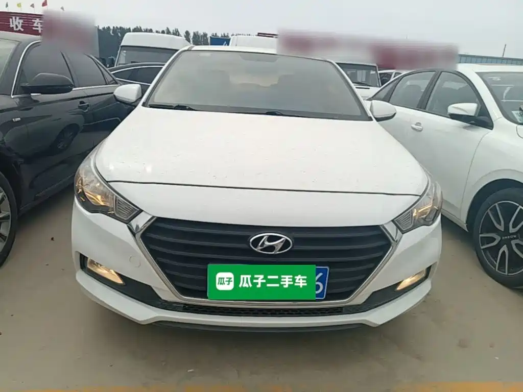 Hyundai Verna — фото 3