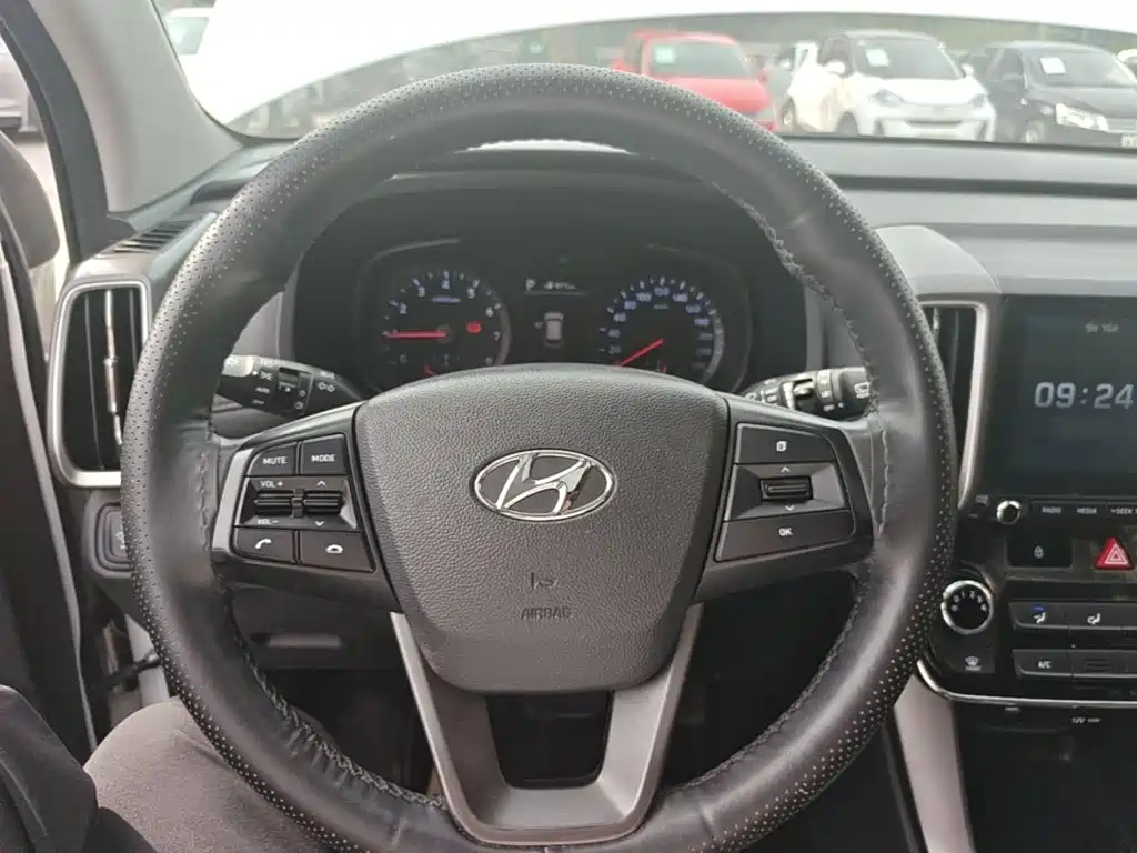 Hyundai ix35 — фото 11