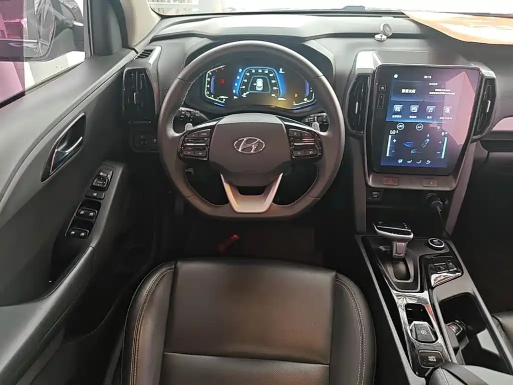 Hyundai ix35 — фото 11