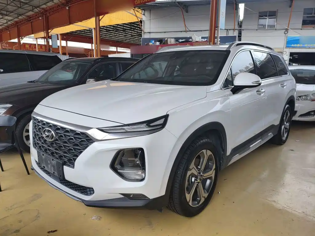Hyundai Santa Fe — фото 2