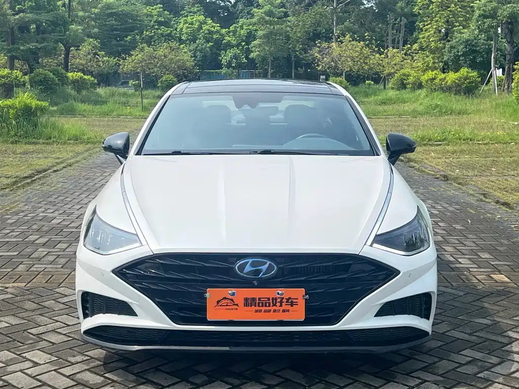 Hyundai Sonata — фото 2
