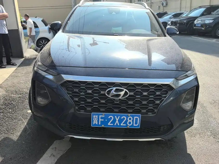 Hyundai Santa Fe — фото 2