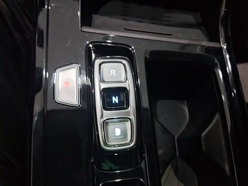 Hyundai Custo — фото 14