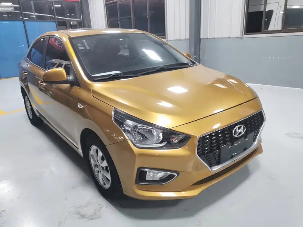 Hyundai Verna — фото 4