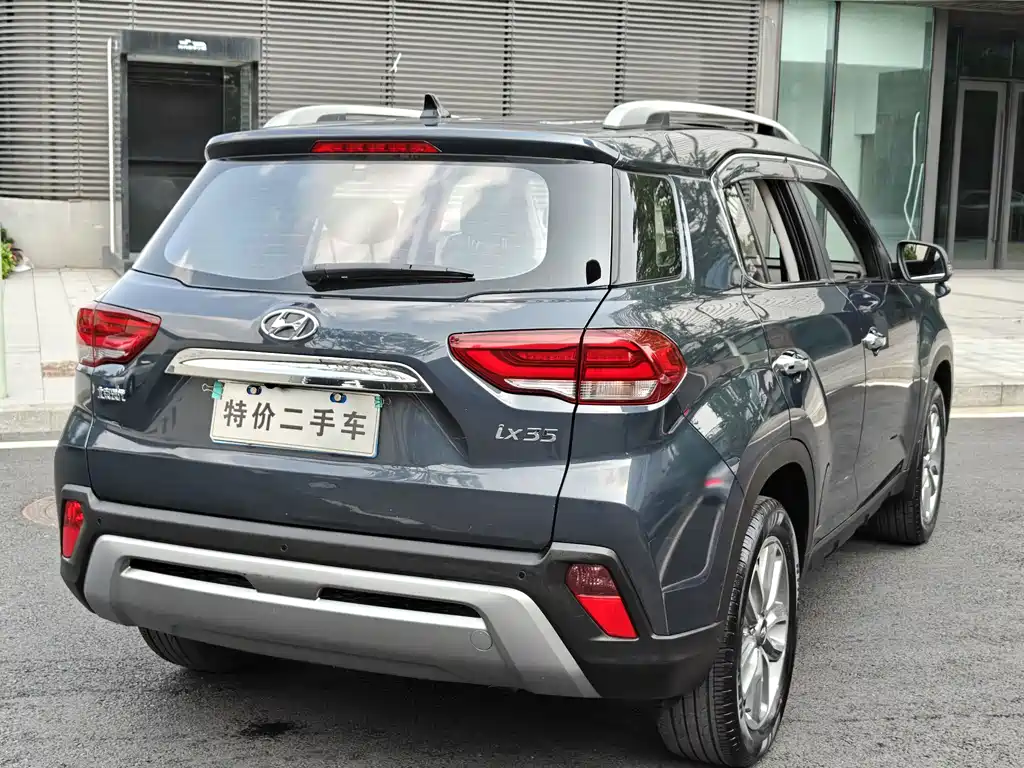 Hyundai ix35 — фото 10