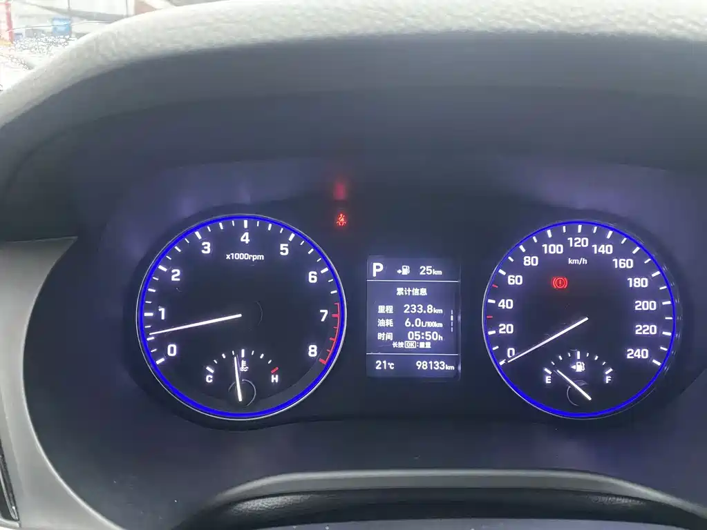 Hyundai Mistra — фото 14