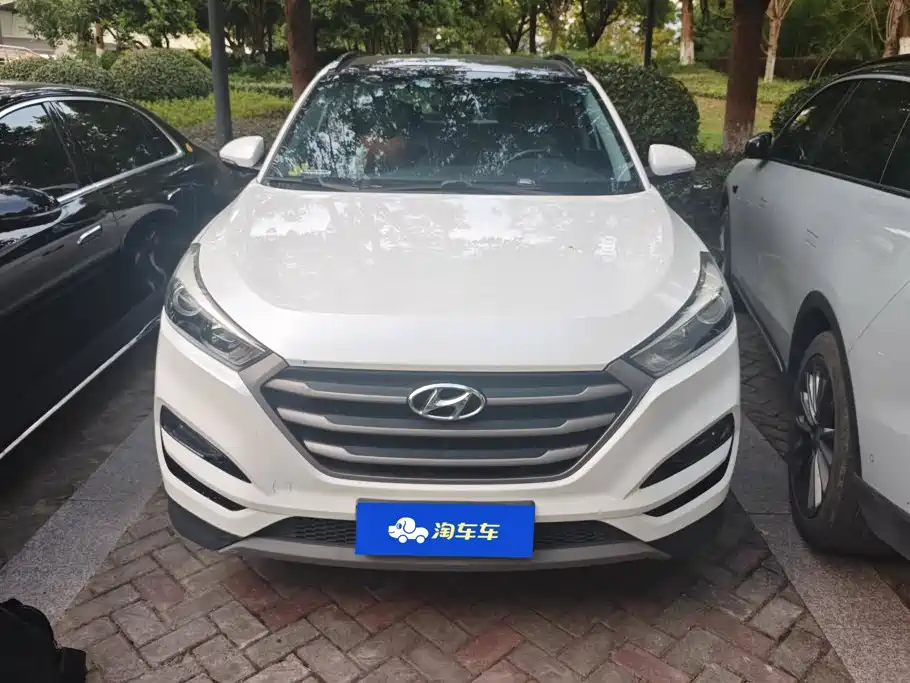 Hyundai Tucson — фото 2