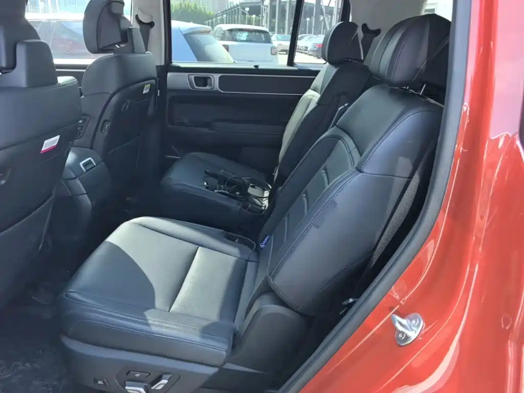 Hyundai Santa Fe — фото 17