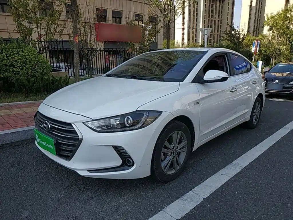 Hyundai Elantra