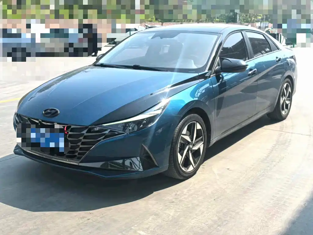 Hyundai Elantra